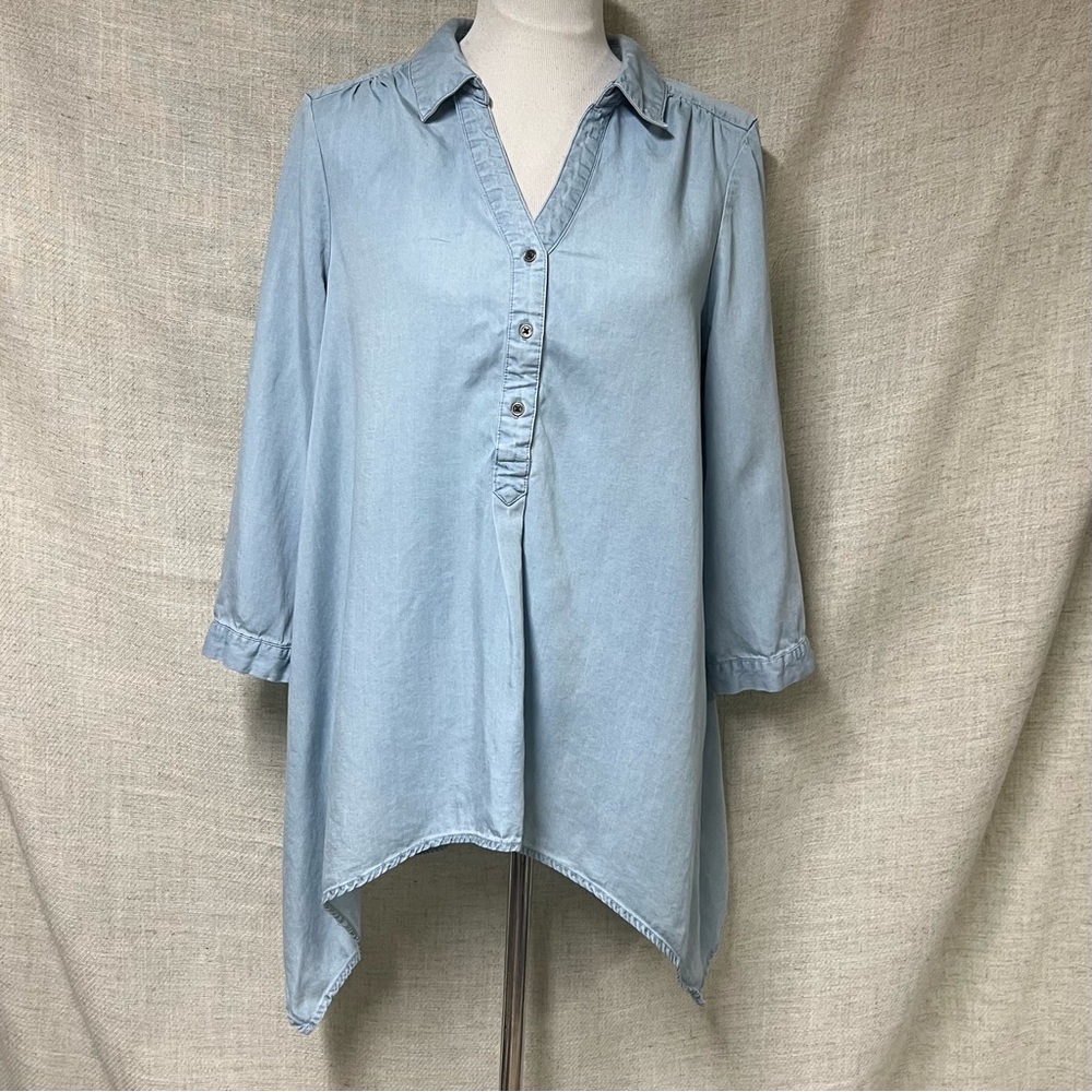 Saks fifth Avenue tunic like top